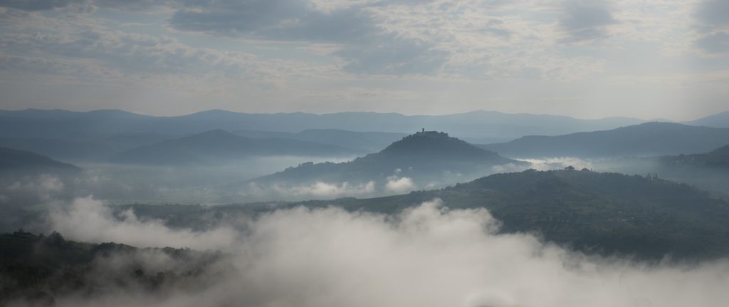 Motovun im Nebel